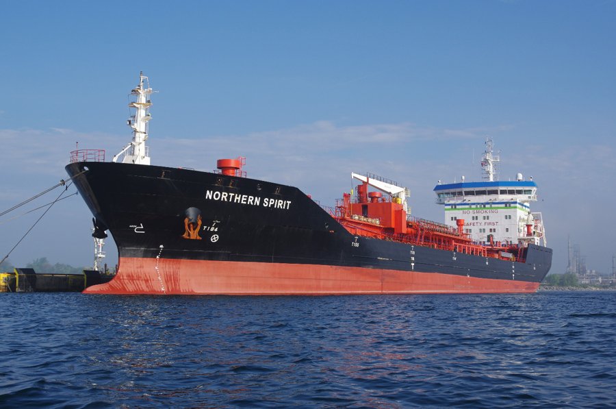 Transit: SONGA TRITON         entering English South Coast at The Dover Strait