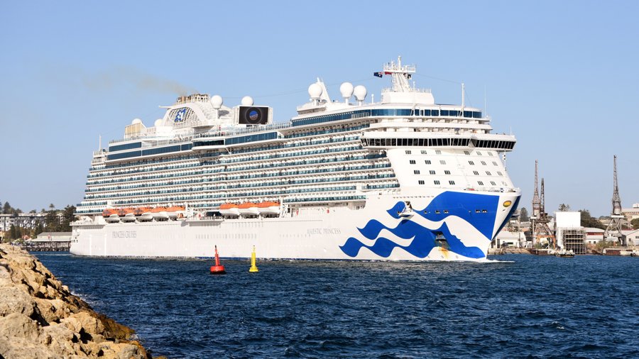 Southampton Departure: MAJESTIC PRINCESS