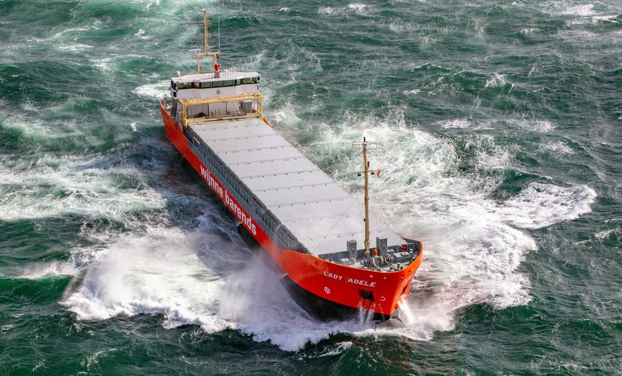 Transit: LADY ADELE           entering English South Coast at The Dover Strait