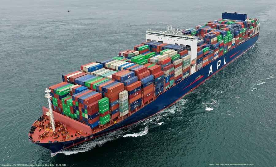 Southampton Arrival: APL TEMASEK