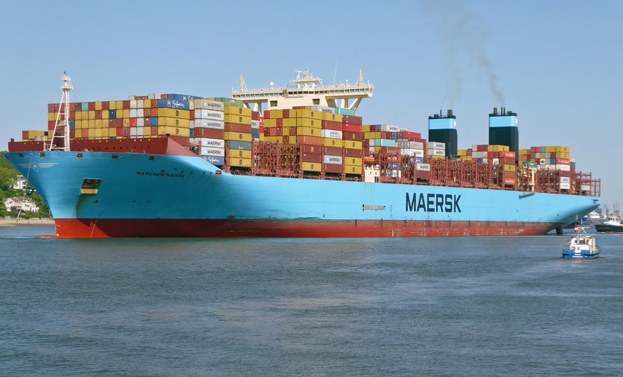 Thames Arrival: MARCHEN MAERSK