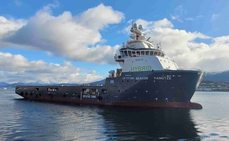 Aberdeen Arrival: SEACOR YANGTZE      