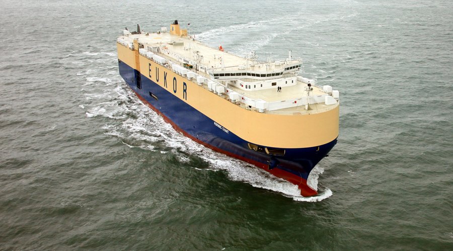 Transit: MORNING CHANT        entering English South Coast at The Dover Strait