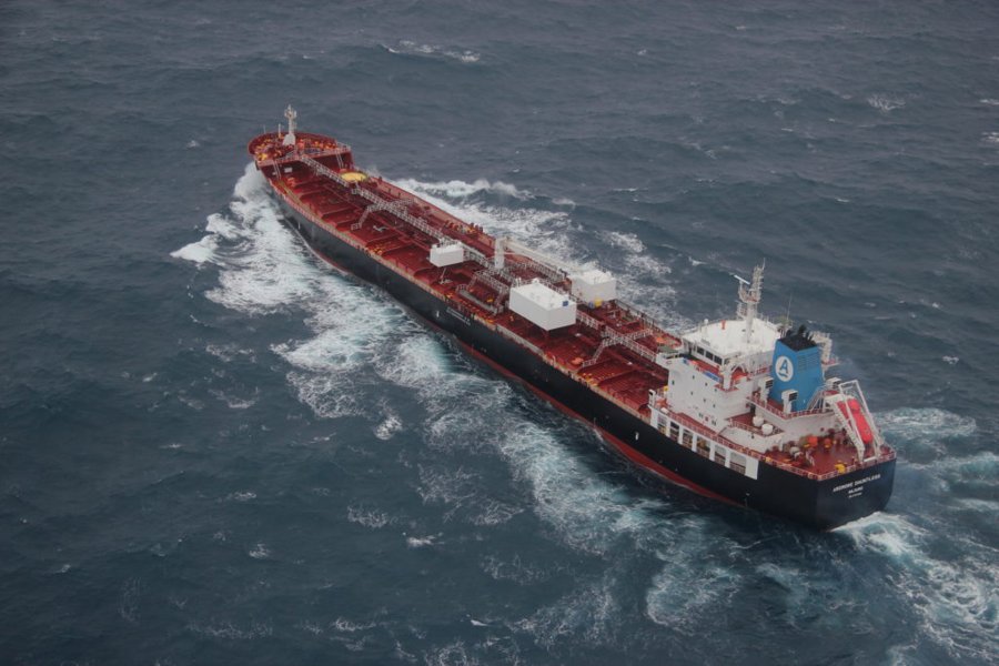  Irish Sea - ARDMORE DAUNTLESS    transiting Irish Sea off Wales