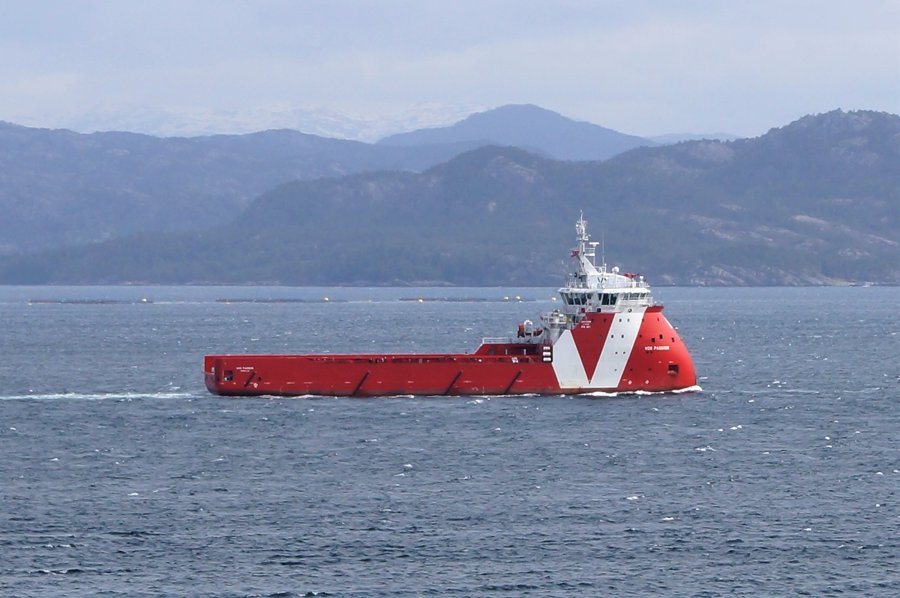  Scottish East Coast - ENERGY PASSION transiting Aberdeenshire Coast
