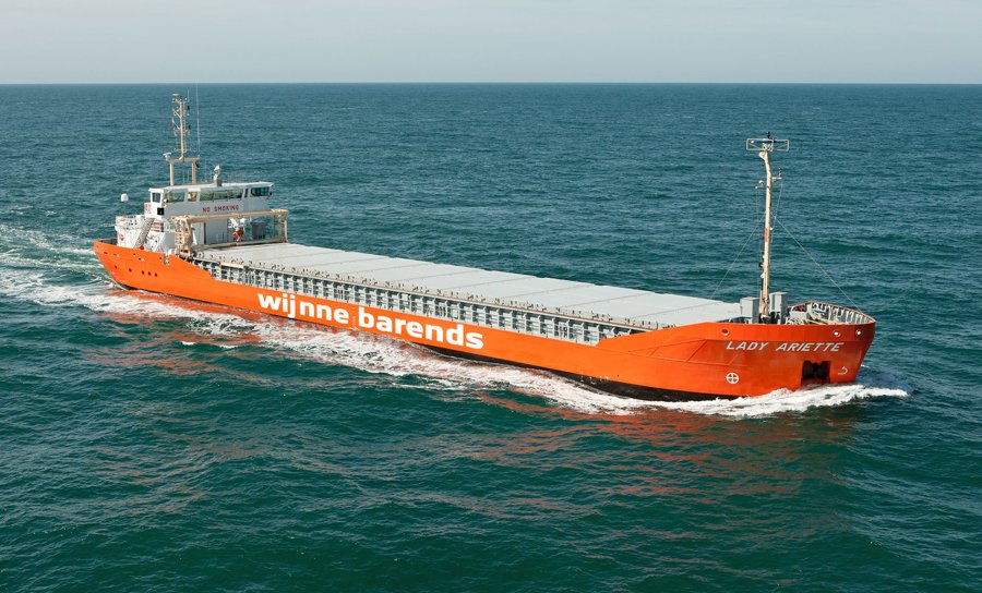 Transit: LADY ARIETTE         entering English South Coast at The Dover Strait