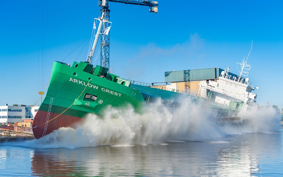 Humber Departure: ARKLOW CREST        
