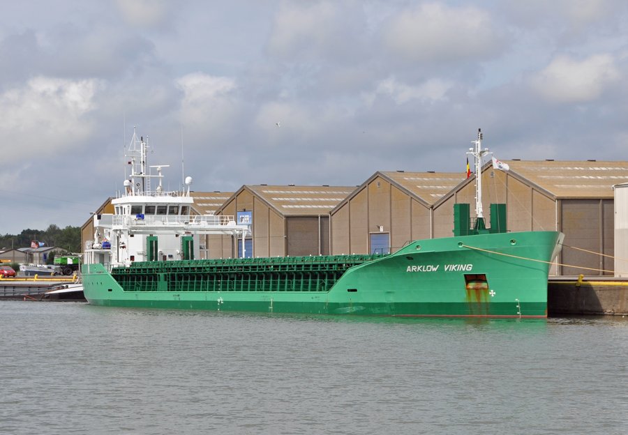 Transit: ARKLOW VIKING entering English South Coast at The Dover Strait