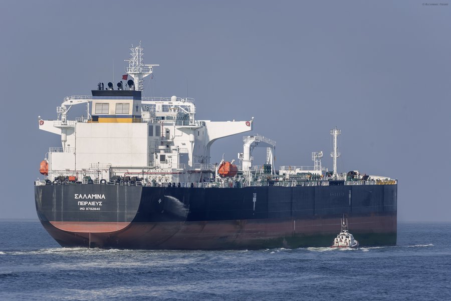  Scottish East Coast - HAIFENG              transiting Berwick Coast