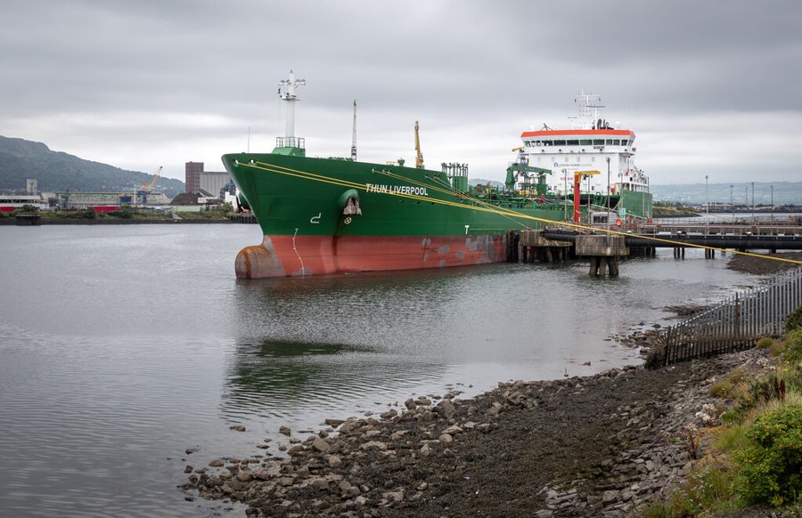  Irish Sea - THUN LIVERPOOL       transiting Irish Sea off Wales