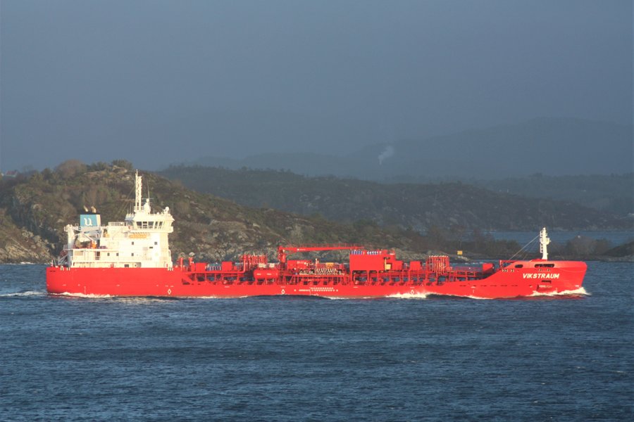 Transit: VIKSTRAUM            entering English South Coast at The Dover Strait