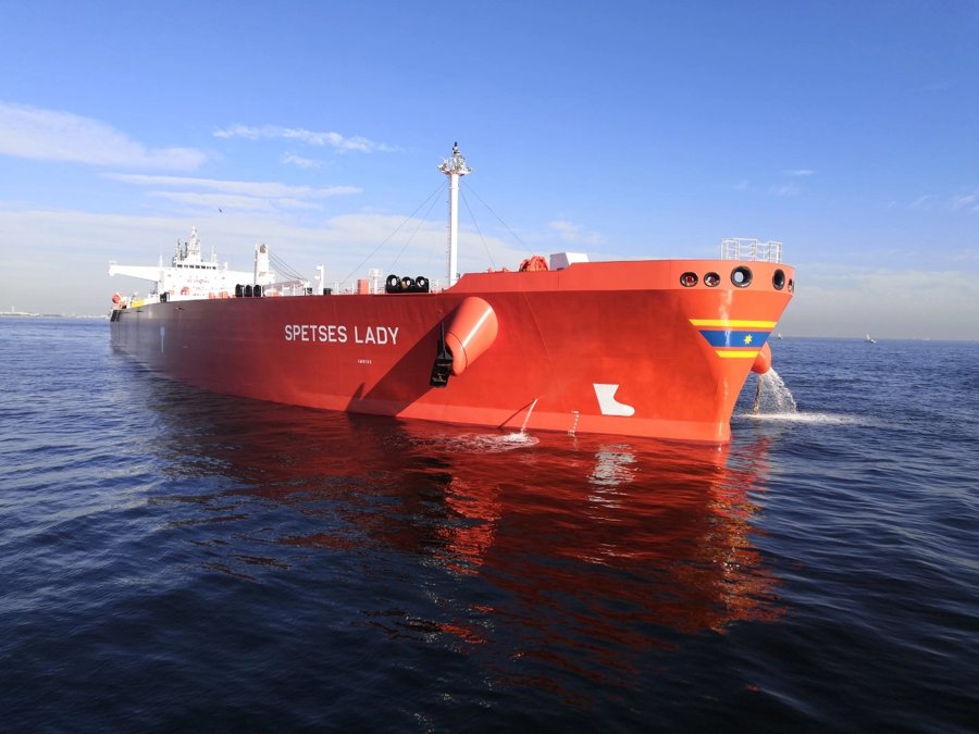 Transit: SPETSES LADY         entering English South Coast at The Dover Strait