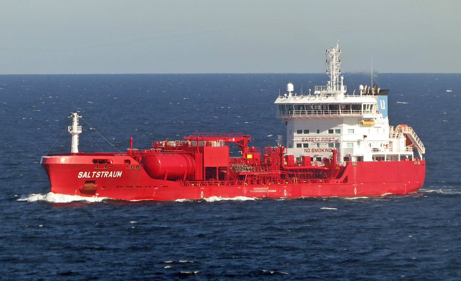 Transit: SALTSTRAUM           entering English South Coast at The Dover Strait