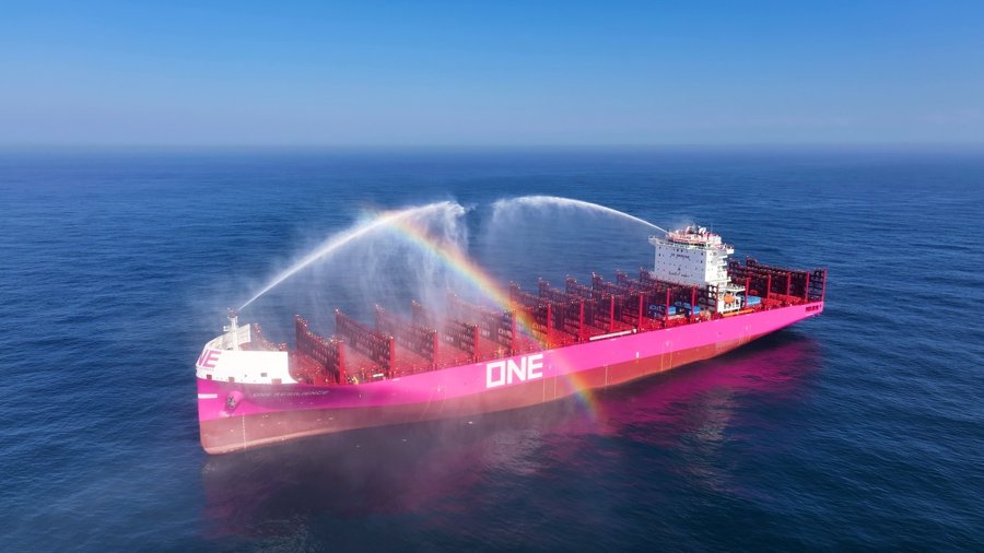 Transit: ONE RESILIENCE       entering English South Coast at The Dover Strait