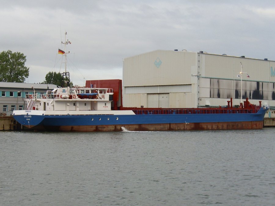 Transit: LOLLAND              entering English South Coast at The Dover Strait