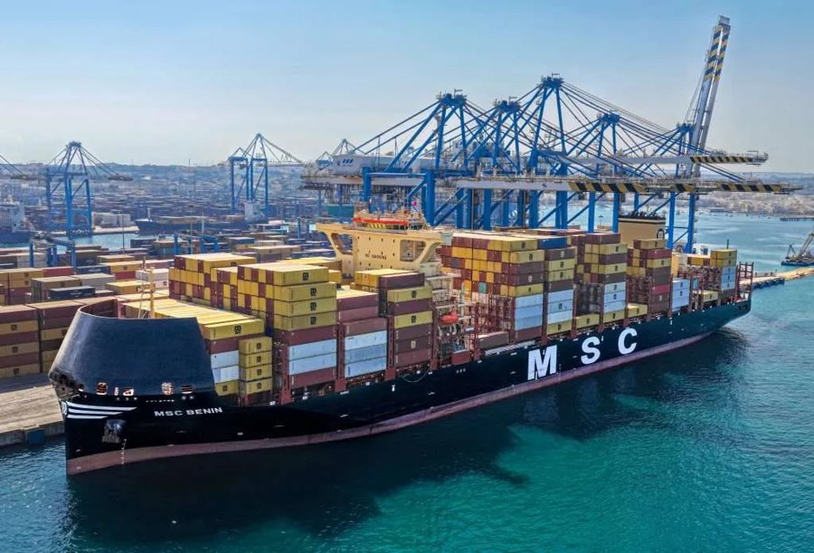 Transit: MSC BENIN            entering English South Coast at The Dover Strait