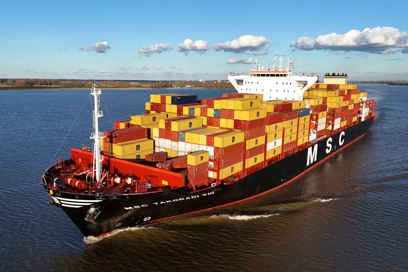 Felixstowe Arrival: MSC TAKORADI VIII   